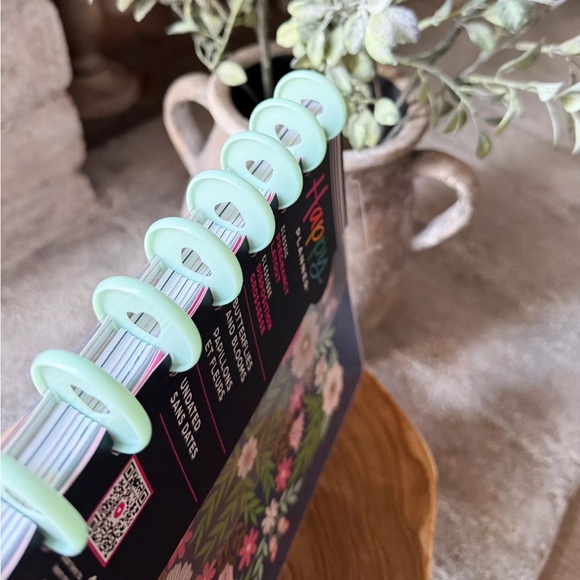 Undated Butterflies & Blooms Pregnancy Happy Planner Classic Pregnancy Layout 9 - Picture 4 of 6